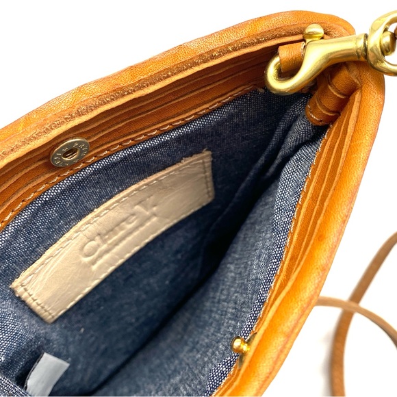 CLARE V. POCHE TAN SUEDE RIBBED LEATHER CELL PHONE CROSSBODY POUCH GOLD BAG SM - Picture 4 of 4